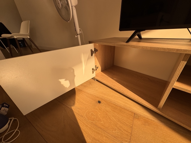 Second-hand IKEA Entertainment Unit - Photo 5)