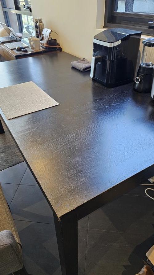 Second-hand Dining Table with 4 Chairs - Photo 5)