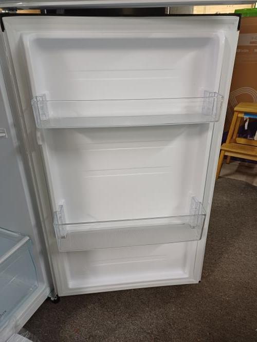 Second-hand Hisense 205L Top Mount Fridge - Photo 5)