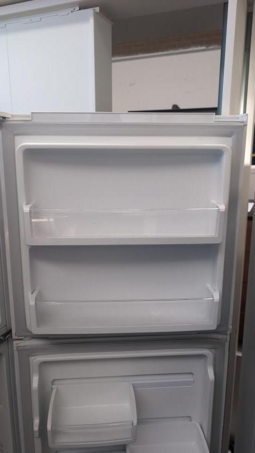 Second-hand Westinghouse 275L Top Mount Fridge - Photo 5)