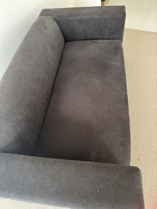 Second-hand Sofa - Photo 5)