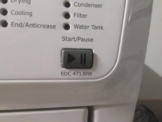 Second-hand Electrolux 7kg Dryer - Photo 5)