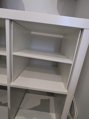 Second-hand Set of 2 IKEA KALLAX Shelf Units - Photo 5)