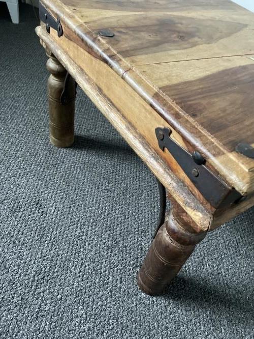 Second-hand Coffee Table - Photo 5)