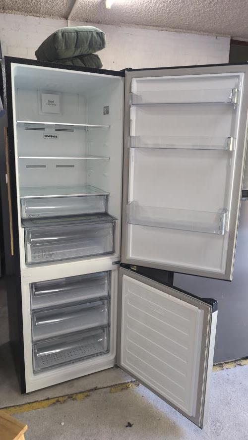 Second-hand Hitachi 323L Bottom Mount Fridge - Photo 5)