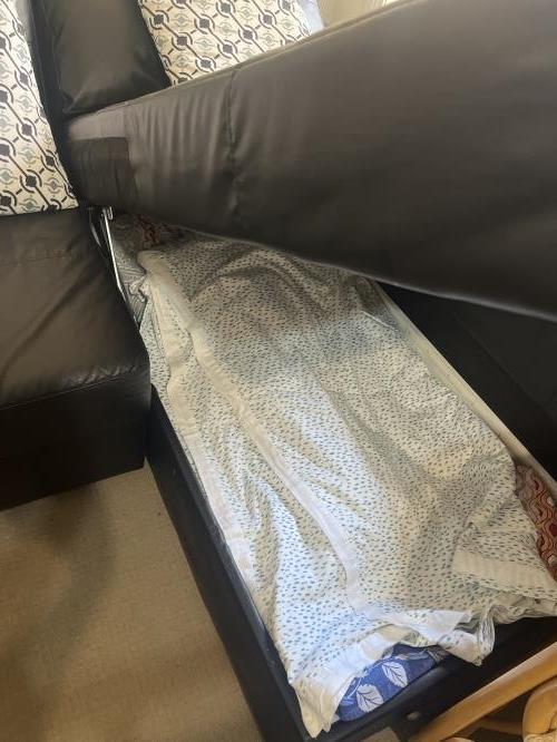 Second-hand IKEA L-Shape Sofa - Photo 5)