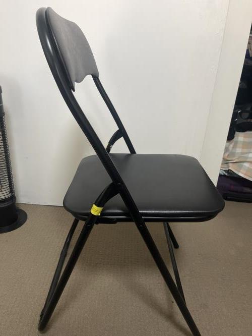 Second-hand Set of 7 Black Foldable Chairs - Photo 5)