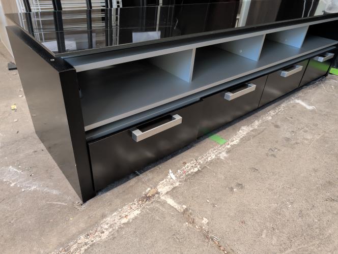 Second-hand Entertainment Unit - Photo 5)