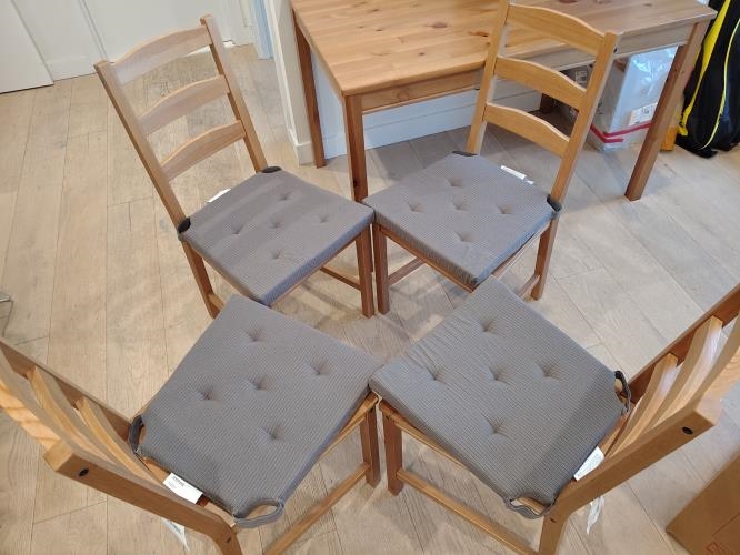 Second-hand IKEA JOKKMOKK Dining Table with 4 Chairs - Photo 5)