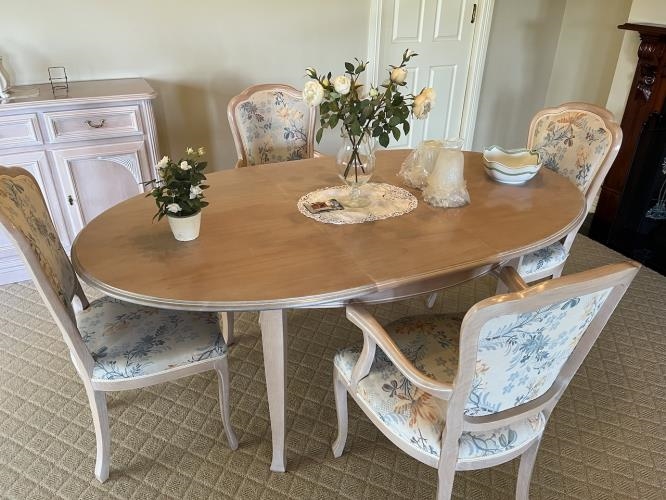 Second-hand Extendable Dining Table with 4 Chairs - Photo 5)
