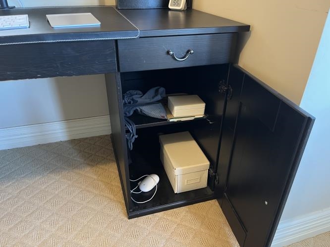 Second-hand IKEA Office Desk - Photo 5)