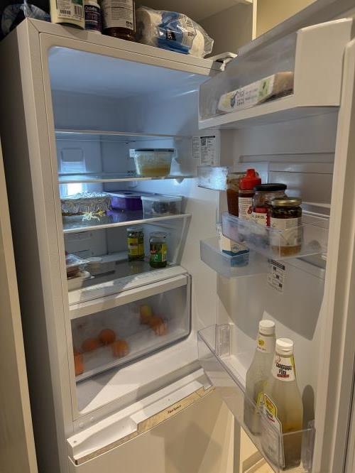 Second-hand Westinghouse 317L Bottom Mount Fridge - Photo 5)