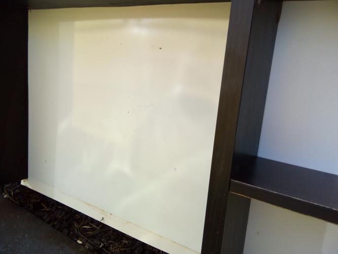 Second-hand Micke Add On (Shelves and Magnetic Whiteboard) - Photo 5)