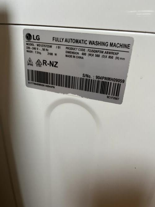 Second-hand LG 7.5kg Front Load Washing Machine - Photo 6)