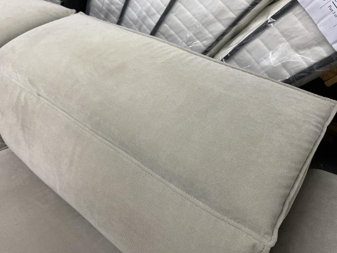 Second-hand King Living Electric Reclining Sofa - Photo 6)