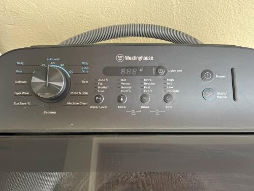 Second-hand Westinghouse 7kg Top Load Washing Machine - Photo 6)