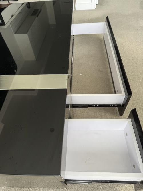 Second-hand Coffee Table - Photo 6)