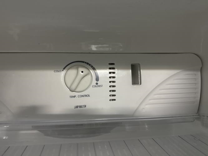 Second-hand Westinghouse 215L Top Mount Fridge - Photo 6)