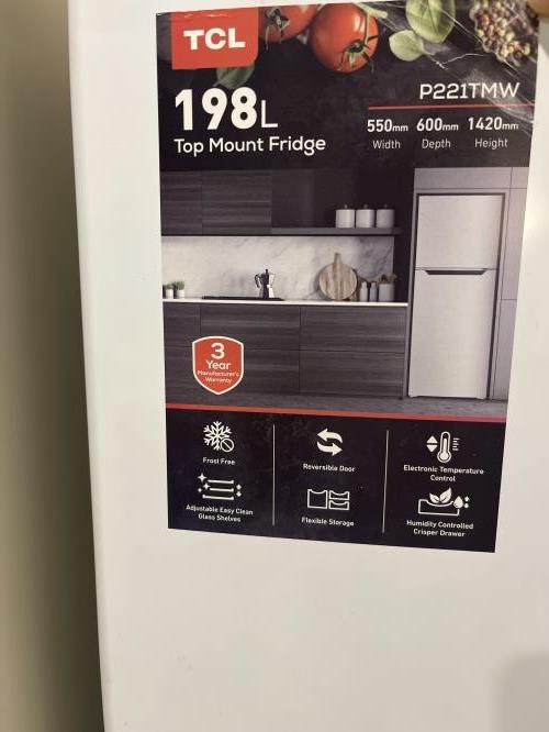 Second-hand TCL 198L Top Mount Fridge - Photo 6)