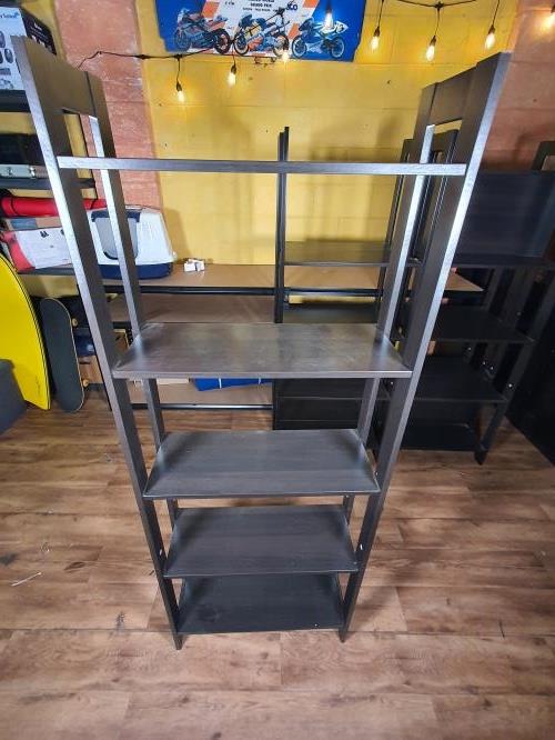 Second-hand IKEA Bookshelf - Photo 6)
