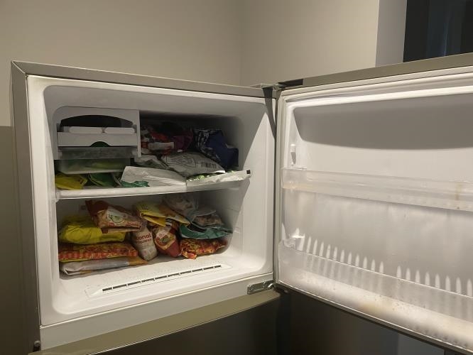 Second-hand Samsung 296L Top Mount Fridge - Photo 6)