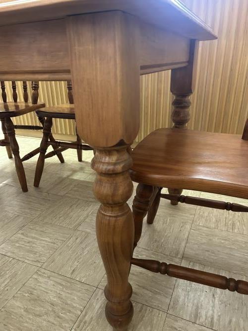 Second-hand Dining Table with 6 Chairs - Photo 6)