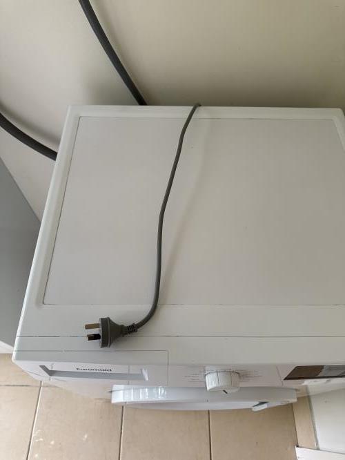 Second-hand Euromaid 7kg Front Load Washing Machine - Photo 6)