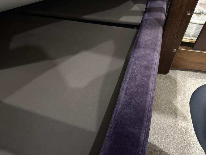 Second-hand King Size Bed Frame - Photo 6)