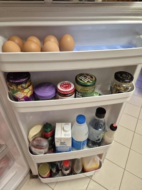 Second-hand LG 253L Top Mount Fridge - Photo 6)