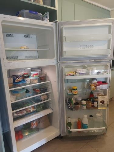 Second-hand Westinghouse 416L Top Mount Fridge - Photo 6)