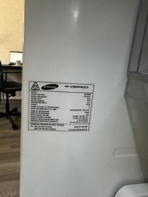 Second-hand Samsung 255L Top Mount Fridge - Photo 6)