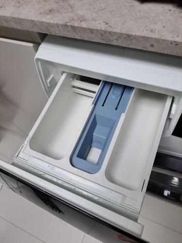 Second-hand Samsung 8.5kg Front Load Washing Machine - Photo 6)