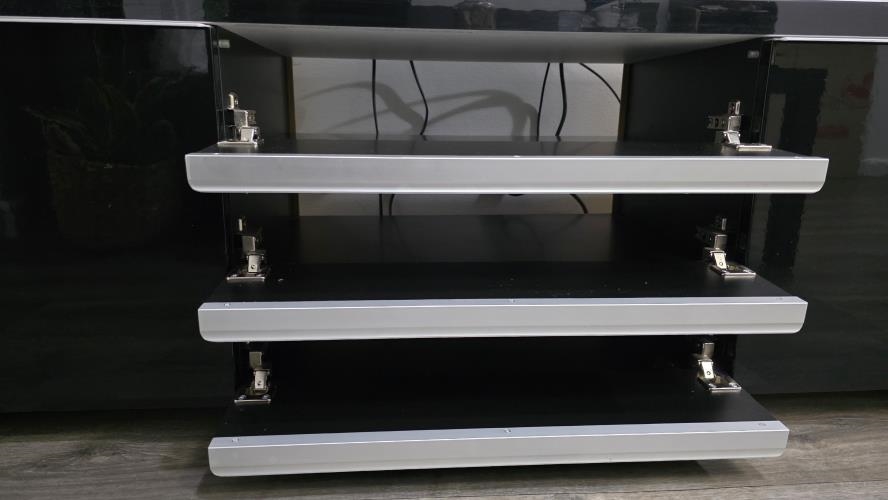 Second-hand Entertainment Unit - Photo 6)