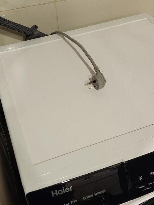 Second-hand Haier 7.5kg Front Load Washing Machine - Photo 6)