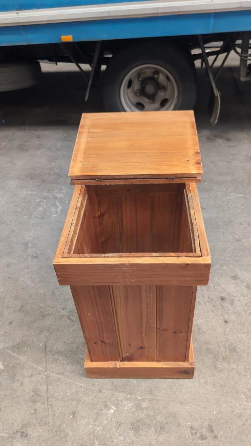 Second-hand Storage Chest with Lid - Photo 6)