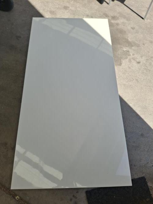 Second-hand Coffee Table - Photo 6)