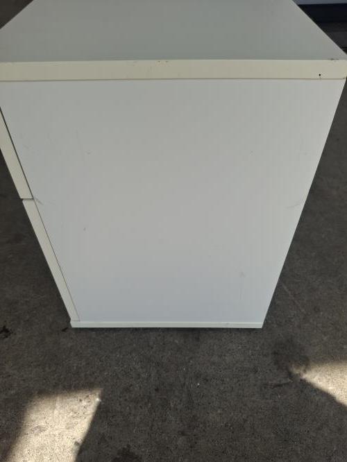 Second-hand IKEA TV Stand - Photo 6)