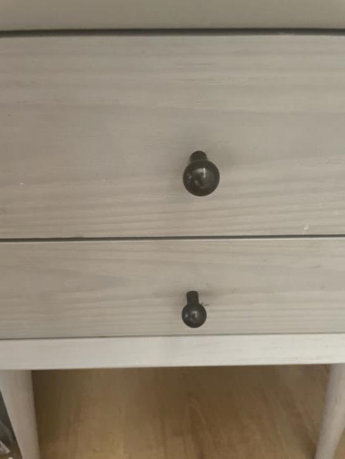 Second-hand Pair of Bedside Tables - Photo 6)