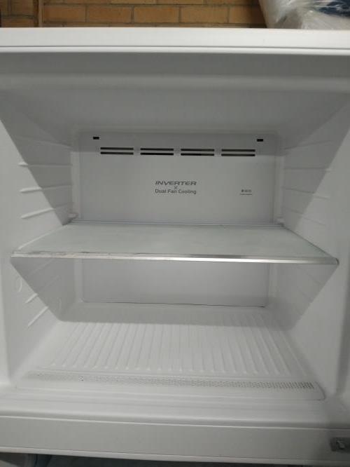 Second-hand Hitachi 403L Top Mount Fridge - Photo 6)