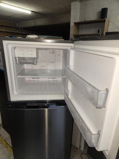 Second-hand Westinghouse 339L Top Mount Fridge - Photo 6)