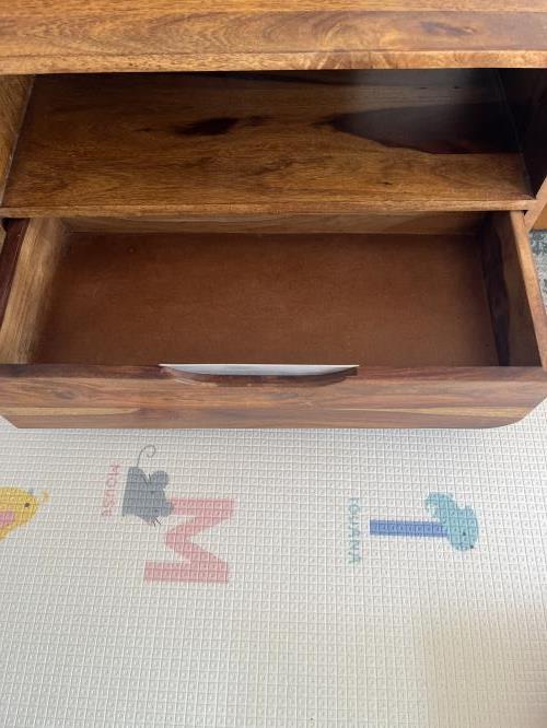 Second-hand Entertainment Unit - Photo 6)