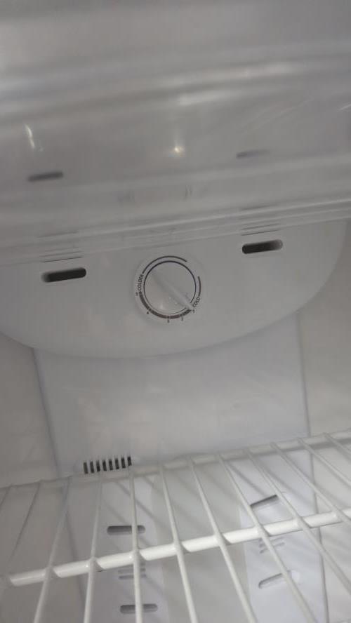 Second-hand Samsung 230L Top Mount Fridge - Photo 6)