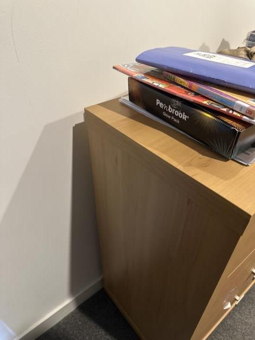 Second-hand Chest of Drawers - Photo 6)