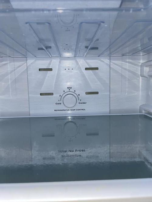 Second-hand Hisense 230L Top Mount Fridge - Photo 6)