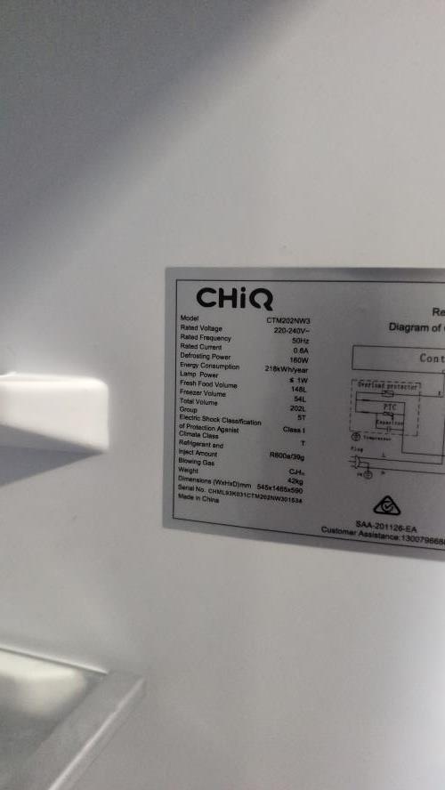 Second-hand Chiq 202L Top Mount Fridge - Photo 6)