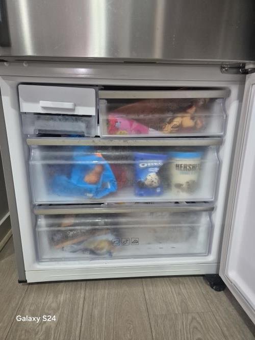 Second-hand Samsung 450L Bottom Mount Fridge - Photo 6)