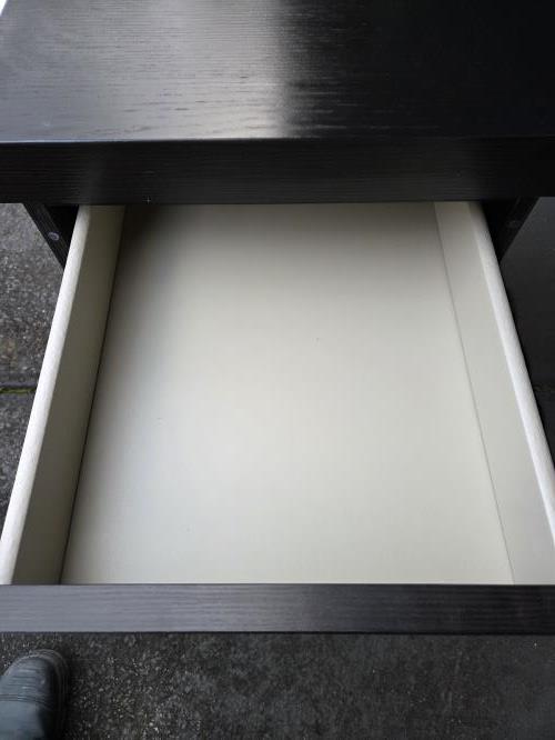 Second-hand IKEA Malm Desk - Photo 6)