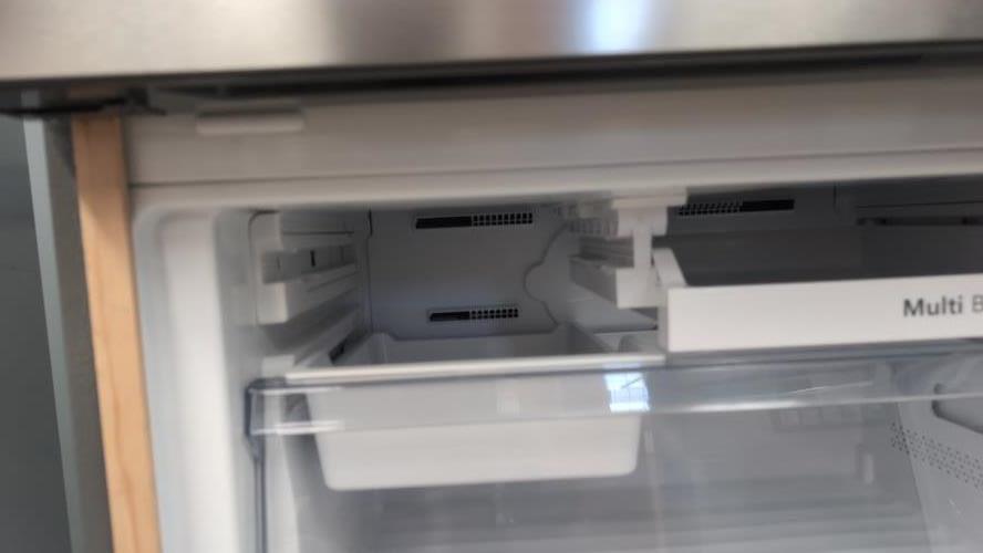 Second-hand Hisense 417L Bottom Mount Fridge - Photo 6)