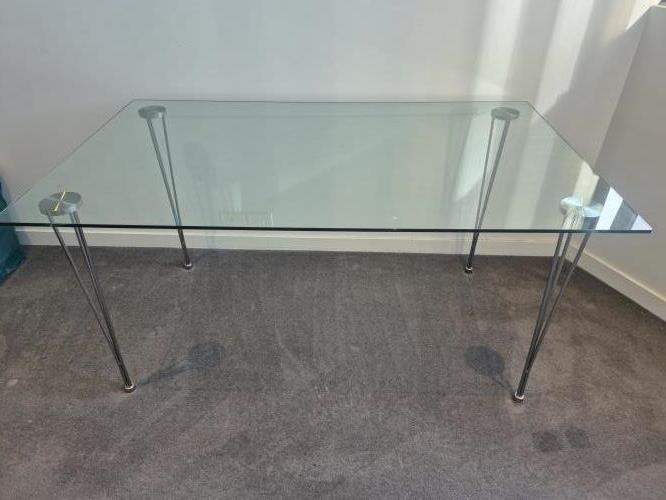 Second-hand Glass Dining Table - Photo 6)