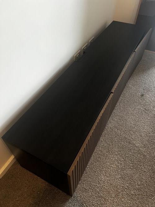 Second-hand IKEA TV Bench - Photo 6)